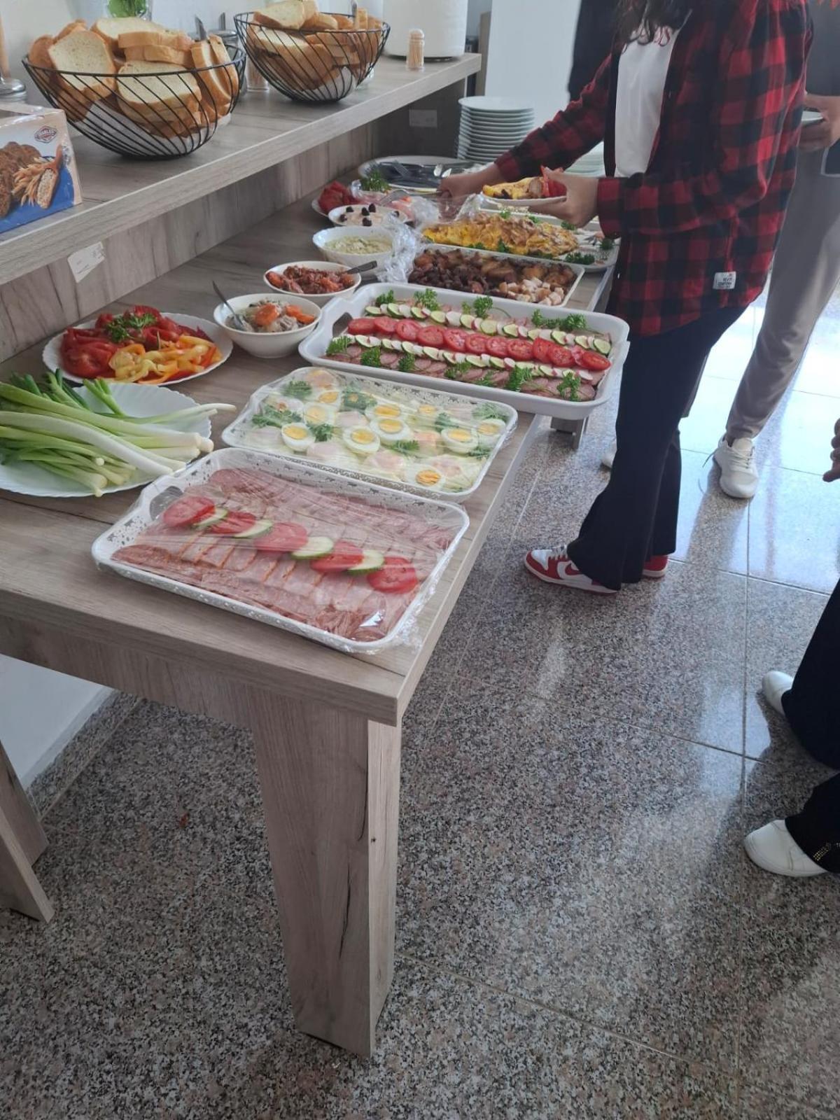Pensiunea Paradiso Sarinasuf Екстериор снимка